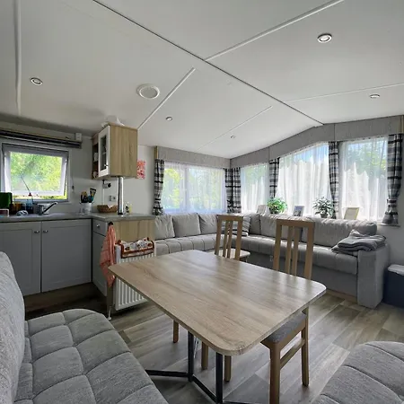 Apartment Test *